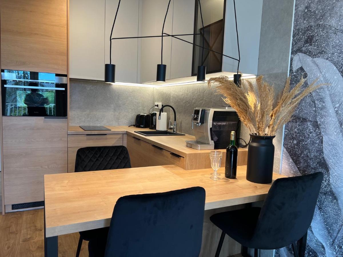 Family & Business Elegant Apartments Ul Lotnicza Centrum Galeria Korona - 1 Bedroom, Terrace, Air Conditioning, Garage - New! Kielce Esterno foto